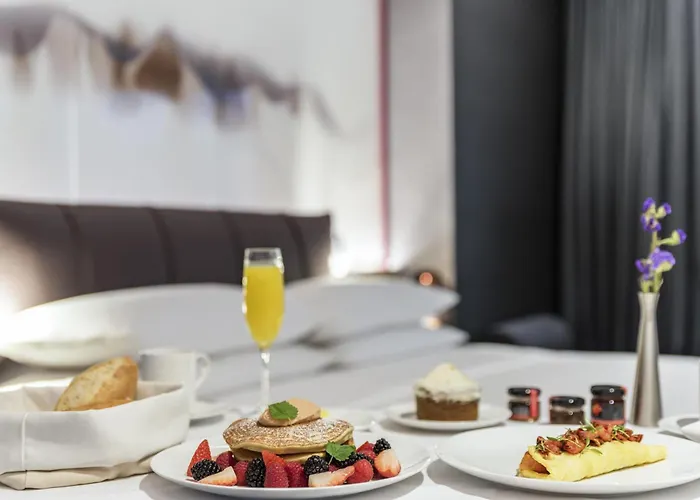 Andaz Condesa Mexico City, By HyattAirport Hotel